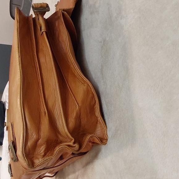 Vintage Genuine Distressed Tan Leather Portfolio Mens Briefcase - Picture 9 of 16